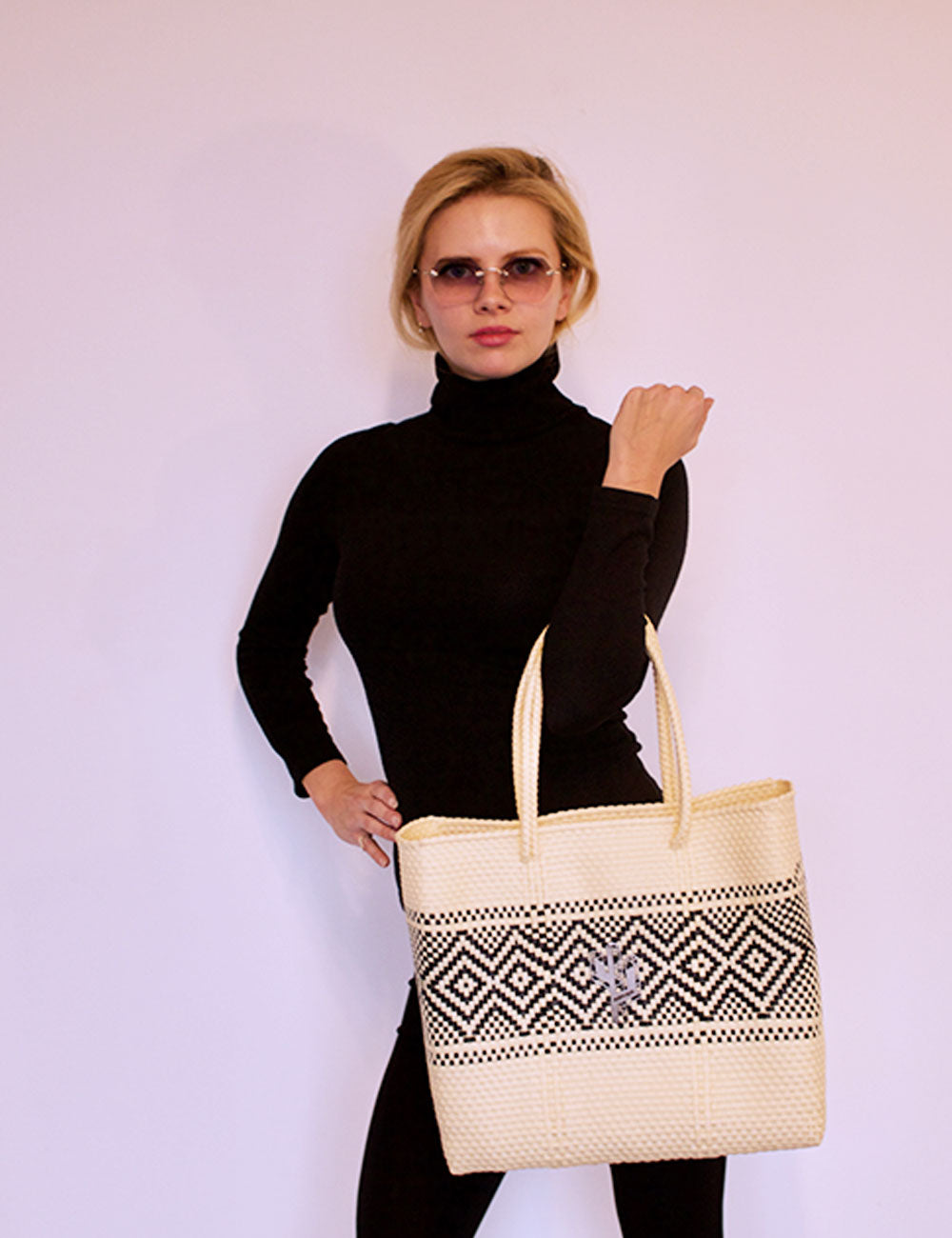 Azteca Beige-Black Medium Tote