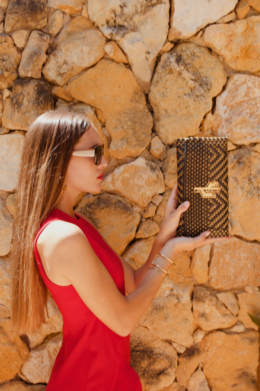 Rosita Bleue - Lily Clutch Gold Black